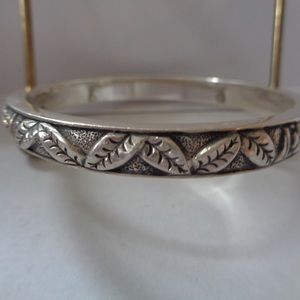 CYNTHIA GALE sterling silver bangle bracelet